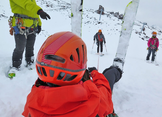 Альп-курс для лыжных гидов / Школа Гидов, Терскол (фоторепорт, Бэккантри/Фрирайд, таня вилимович, миша гринев, rmga, ifmga, кирилл анисимов, алекс кузмицкий, гиды, приэльбрусье, скитур, эльбрус)