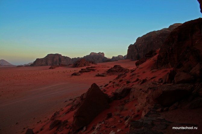 Иордания: Вади Рам, Петра, Акаба. Альпинизм и не только. (школа, веденин)