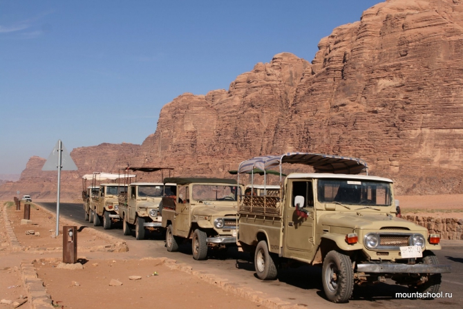 Иордания: Вади Рам, Петра, Акаба. Альпинизм и не только. (школа, веденин)
