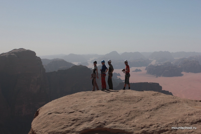 Иордания: Вади Рам, Петра, Акаба. Альпинизм и не только. (школа, веденин)