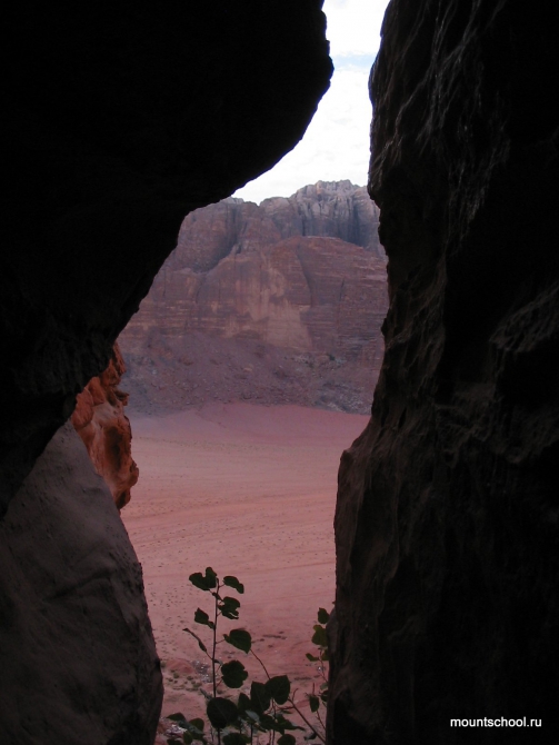 Иордания: Вади Рам, Петра, Акаба. Альпинизм и не только. (школа, веденин)