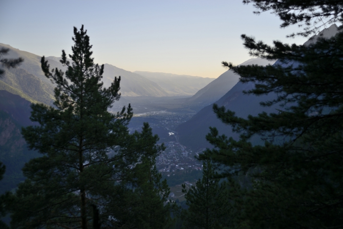 Сольная песня от Теберды до Хурзука. Часть первая, текстовая. (Горный туризм, кавказ, беляева, джалпаккол, узункол, шумка, теберда)