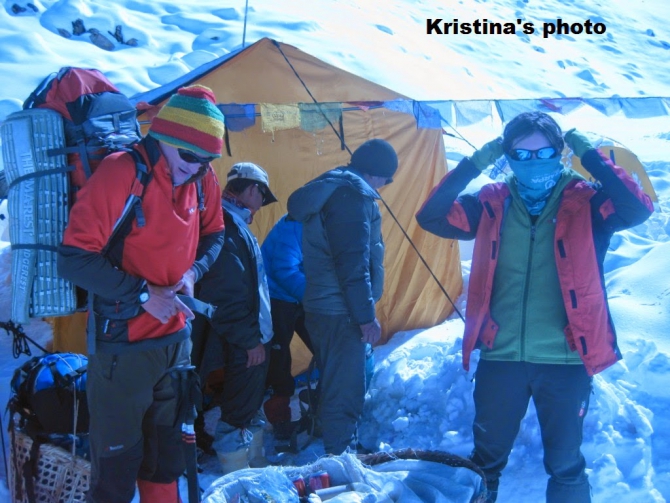По дороге домой с Канченджанги... (Альпинизм, денис урубко, канченджанга, горы, экспедиции, непал, алекс чикон, артем браун, адам билецкий)