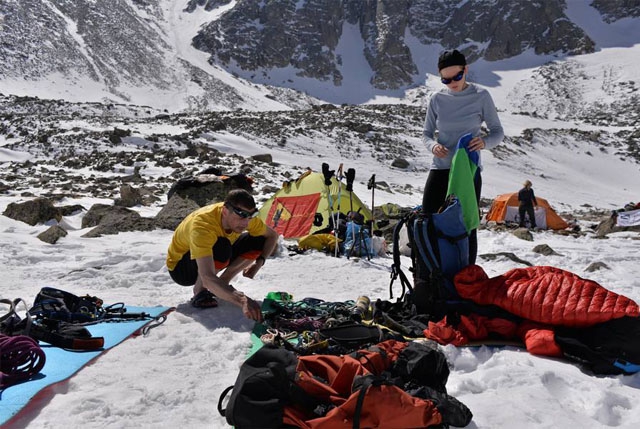 Как мы на "сублиматах" лазили или отзыв об использовании сублиматов в горах (Альпинизм, wise food отзывы, wise food storage, красноярская городская федерация альпинизма, марина попова, школа ито на столбах, денис прокофьев, нпф баск, кфа, тува, сублиматы, первопроход, красноярск)