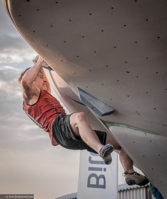 Фоторепортаж с финала чемпионата России по скалолазанию (Скалолазание, скалолазание, болдеринг)