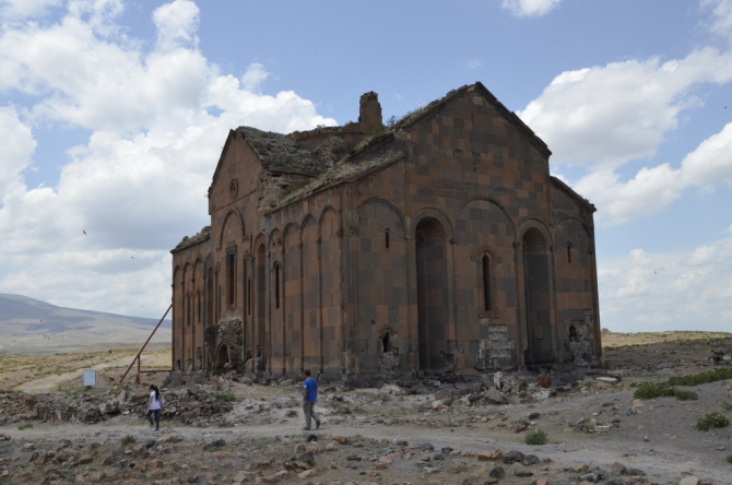 Восхождение на Арарат 9 – 17 июля 2012 года (Альпинизм, пермит на арарат, ноев ковчег, остров ахтамар, руины ани, дворец исхак-паши)