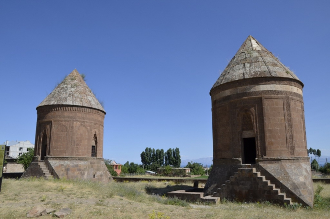 Восхождение на Арарат 9 – 17 июля 2012 года (Альпинизм, пермит на арарат, ноев ковчег, остров ахтамар, руины ани, дворец исхак-паши)