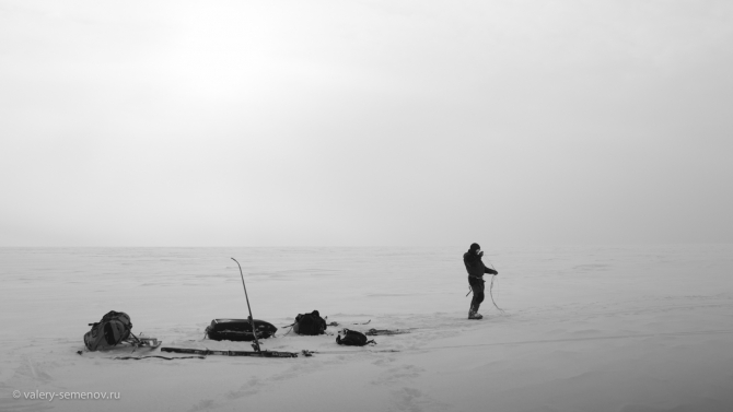 Отчёт о кайт-лыжном походе по Гренландии, совершавшийся группой туристов МАИ весной 2014 года. (Альпинизм, семенов в., чижик д., тимошенов а., издательство самовар, «лаборатория микроприборов», relieff, sub food, skycountry, valery-semenov.ru, нпф баск, турклуб маи, гренландия, экспедиция)