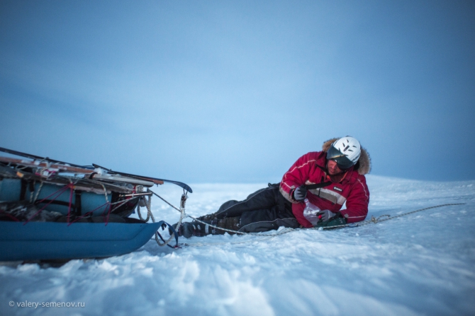 Отчёт о кайт-лыжном походе по Гренландии, совершавшийся группой туристов МАИ весной 2014 года. (Альпинизм, семенов в., чижик д., тимошенов а., издательство самовар, «лаборатория микроприборов», relieff, sub food, skycountry, valery-semenov.ru, нпф баск, турклуб маи, гренландия, экспедиция)
