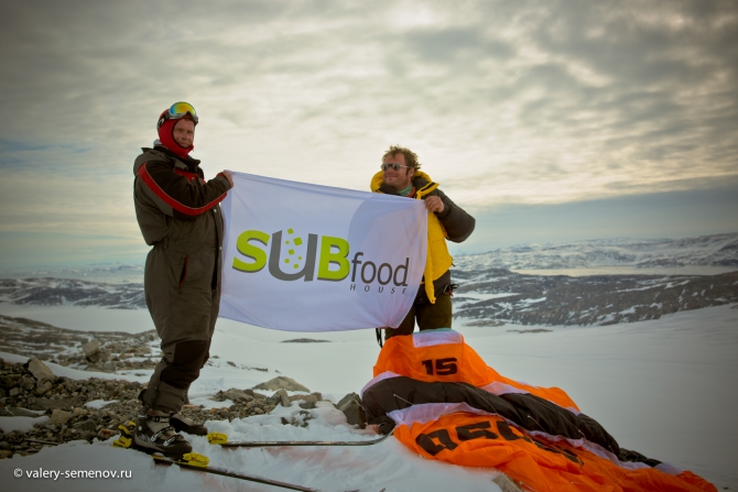 Отчёт о кайт-лыжном походе по Гренландии, совершавшийся группой туристов МАИ весной 2014 года. (Альпинизм, семенов в., чижик д., тимошенов а., издательство самовар, «лаборатория микроприборов», relieff, sub food, skycountry, valery-semenov.ru, нпф баск, турклуб маи, гренландия, экспедиция)