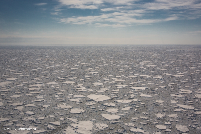 Отчёт о кайт-лыжном походе по Гренландии, совершавшийся группой туристов МАИ весной 2014 года. (Альпинизм, семенов в., чижик д., тимошенов а., издательство самовар, «лаборатория микроприборов», relieff, sub food, skycountry, valery-semenov.ru, нпф баск, турклуб маи, гренландия, экспедиция)