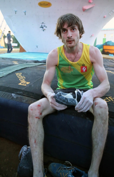 Немного солнца на холодных "скалах"... (Скалолазание, боулдеринг, москва, чемпионат россии, дмитрий шарафутдинов, татьяна шемулинкина, орехово-борисово)