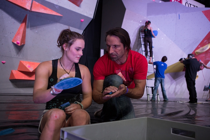 Gore-Tex Be a Rockstar делает звезд! (Скалолазание, штутгарт, adidas rockstars, боулдеринг, германия, соревнования, скалолазание)