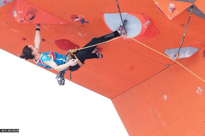 Динара Фахритдинова. Между стартами. Почти короткой строкой... (Скалолазание, скалолазание, интервью, трудность)