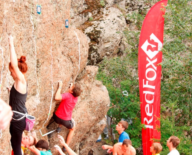 Дефицит кожи и другие прелести естественного рельефа (Скалолазание, ural rock challenge, магнитогорск, банное, боулдеринг, скалолазание, фср, федерация скалолазания россии)