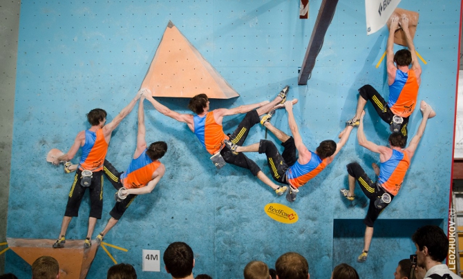 Белые ночи. Санкт-Петербург (Скалолазание, xclimb, трамонтана, risk, zamberlan, bouldering, без страховки, ruff tuff, болдеринг, костин, red fox, climbing, боулдеринг, risk.ru)