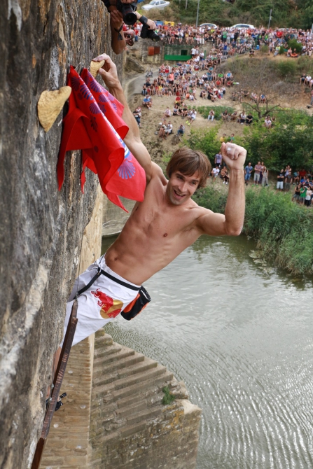 Red Bull Creepers! Скалолазные монстры в стране Басков. (Скалолазание)