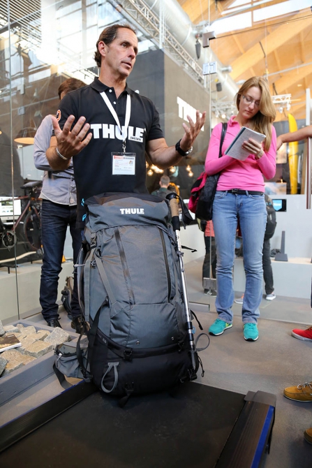 Одна глава из Outdoor-2014 (снаряжение, фридрихсхафен, рюкзаки, thule, коляска для бега)