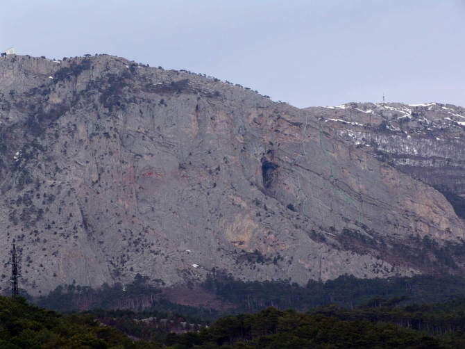 Ай-Петри Восточная. Акула, 6А. Маршрут Михаила Волошановского (Альпинизм, описания, первопроход, крым, мишель волошановский)