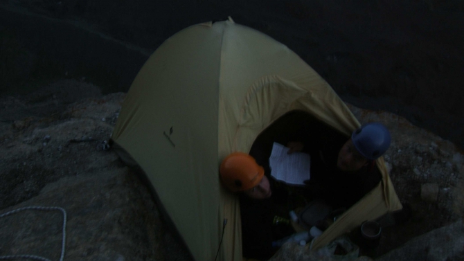 Каравшин 2007 и забавные приключения Демченков на большой-пребольшой стене (Альпинизм)