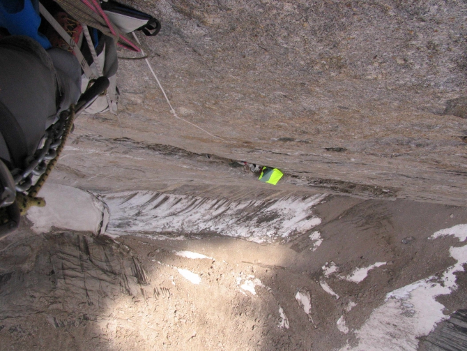 Каравшин 2007 и забавные приключения Демченков на большой-пребольшой стене (Альпинизм)