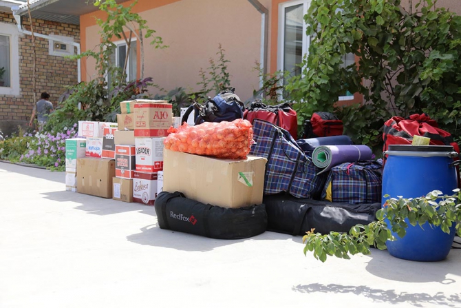 Каравшин. В ожидании винтокрылой железной птицы... (Альпинизм, каравшин-2014, чемпионат россии, памиро-алай, горы, соревнования)