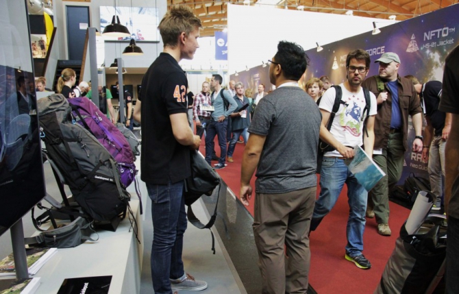 Out Door 2014 (bike, chariot, thule, аутдор 2014, велосипедный багажник, детское велокресло, рюкзак для переноса детей, трекинг, туризм)