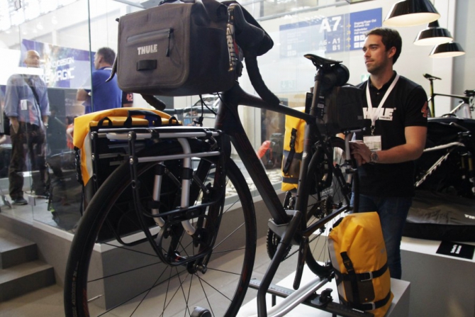 Out Door 2014 (bike, chariot, thule, аутдор 2014, велосипедный багажник, детское велокресло, рюкзак для переноса детей, трекинг, туризм)