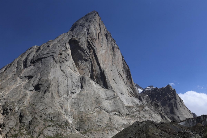 Елена Дмитренко передает с Чемпионата России по альпинизму (каравшин)