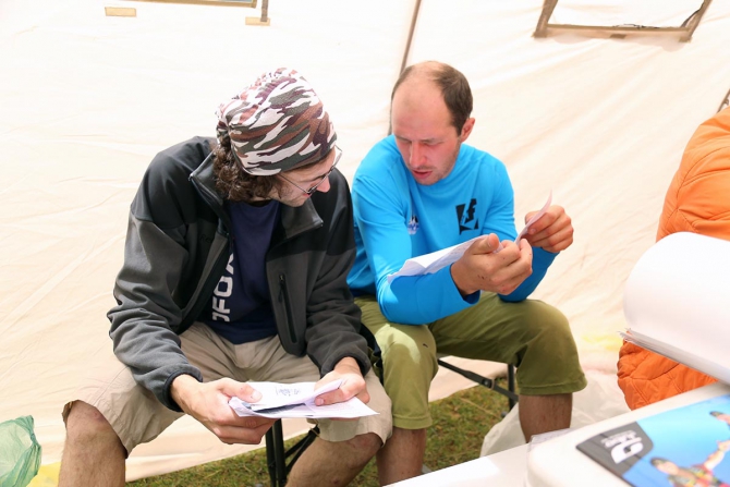 Елена Дмитренко передает с Чемпионата России по альпинизму (каравшин)