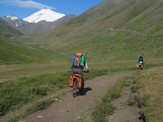 Маршрут мечта или на велосипедах вокруг Эльбруса (вокруг эльбруса на велосипедах, velopunk club им.глеба травина, велотуризм, велопоходы, mtb)