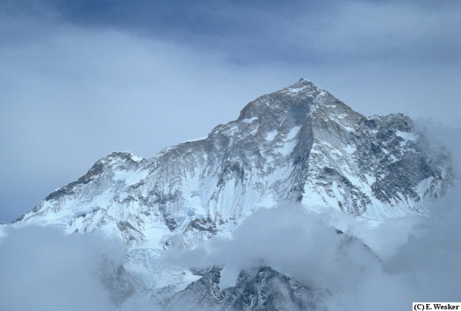 МАКАЛУ - 8481 м. Краткий обзор. (Альпинизм, гималаи, непал)