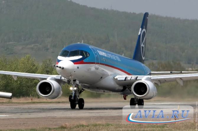 Первый полет самолёта Sukhoi SuperJet 100 (Воздух, фото, самолеты, испытания)