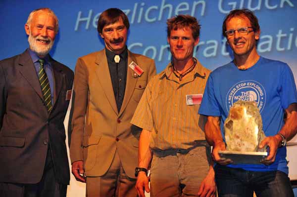 Альпинистский Оскар - Eiger Award - вручен Денису Урубко и Симоне Моро (Альпинизм, эйгер, макалу, russianclimb)