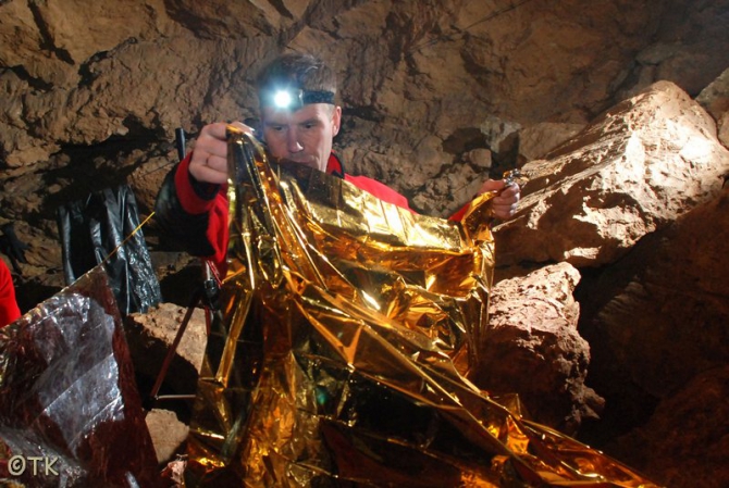 Арт-фотография под землей. (Спелеология, спелеология, пещеры, календарь, крым, speleo, караби, красная, кизил коба, паводок, кастере)