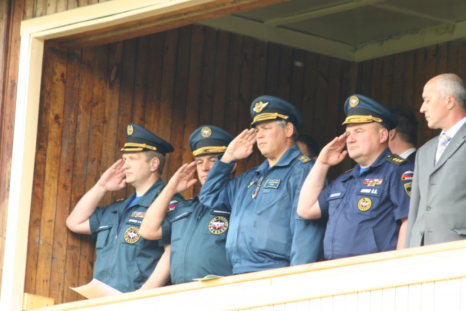 Сказка про Царя-хитреца, Иванушку-лопуха и лютого змея Чеэса. (мчс, спасатели, альпинизм, туризм)