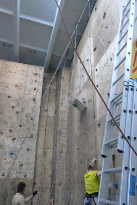 Скалодром в Пензе. (Альпинизм, скалолазание, альпинизм, спортивный туризм, пенза, альптур, альптур-клуб)