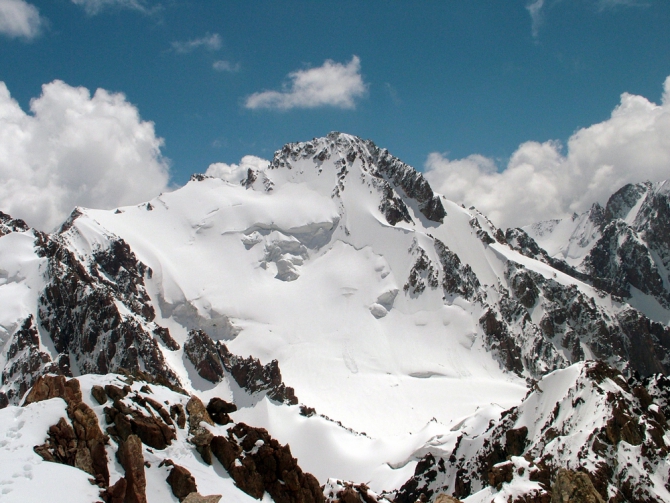 Красноярская городская ФА приглашает на летние сборы Арча 2010 и пик Ленина (Альпинизм, кфа, ала-арча)