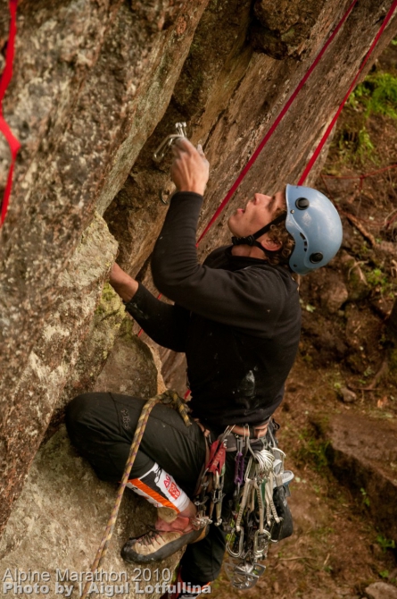Альпинистский марафон. Фото. (Альпинизм, ам2010)