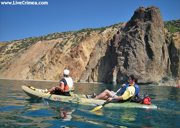 Морской Каякинг в Крыму: Фиолент (Вода, казачка, гроты)