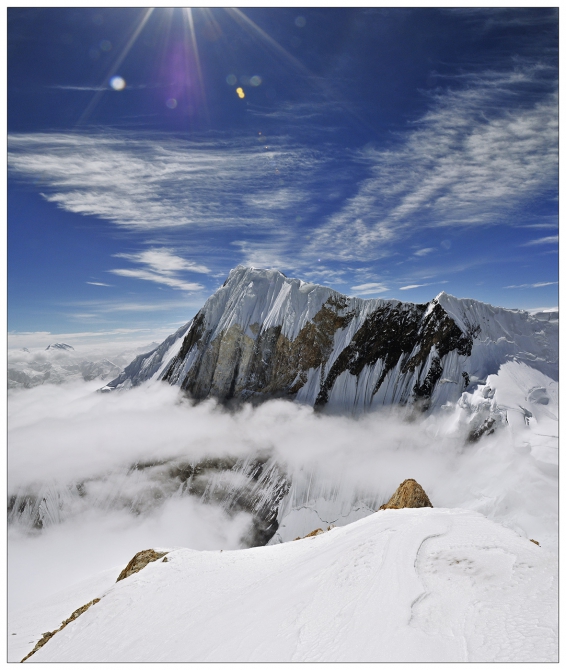 ЧУЖОГО НАМ НЕ НАДО. (Альпинизм)