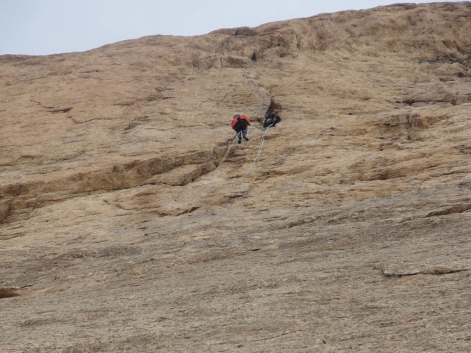 Две новые нитки на Ерыдаге. Февраль. 2011 (Альпинизм, первопрохождение, одесса, зима)