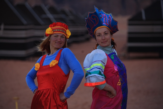 Jordan Women. Часть 3. За такую женщину и 200 верблюдов не жалко (Альпинизм, after party)