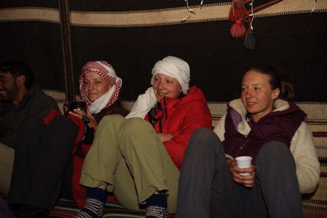 Jordan Women. Часть 3. За такую женщину и 200 верблюдов не жалко (Альпинизм, after party)