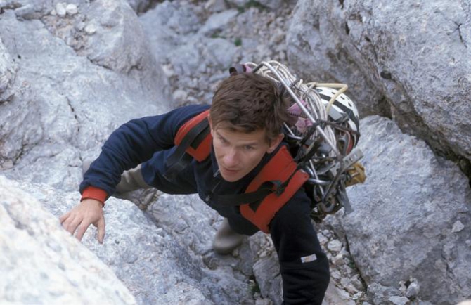 Подготовка к экспедиции в п.Ольга, г.Фишт. (Спелеология)