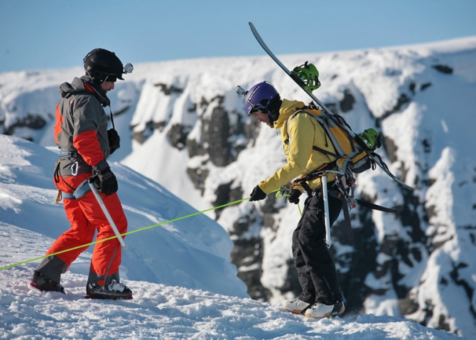Спили мушку, Трупосборник и Лавинный кулуар за 1 день (выходные команды SnowSense, Бэккантри/Фрирайд, cергей шестихин, snow sense, snowsense team, алекс кузмицкий, цирк ганешина, лавины, хибины, вне трасс, фрирайд, кировск)