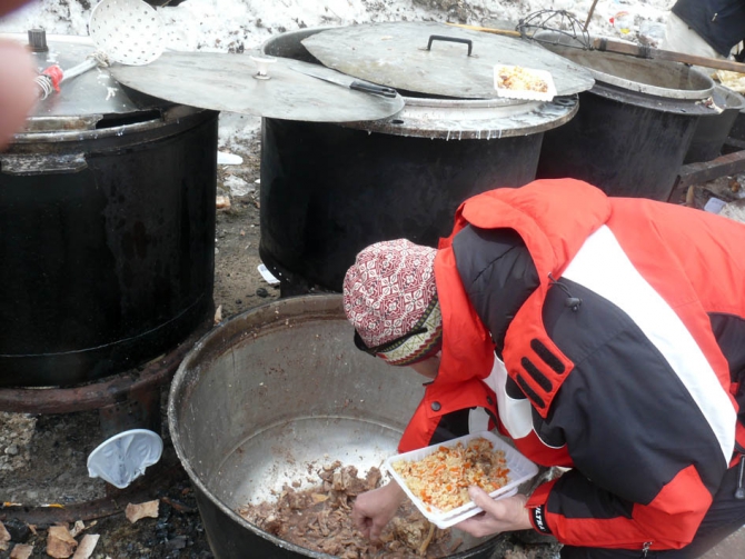 Чегет - праздник на поляне. (приэльбрусье)