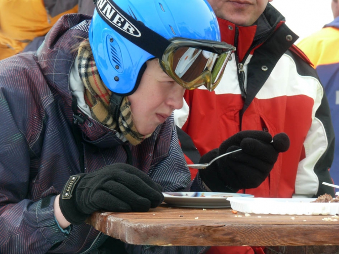 Чегет - праздник на поляне. (приэльбрусье)