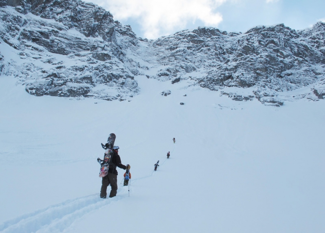 Лучший день сезона / NEW линии в Хибинах (фоторепорт, Бэккантри/Фрирайд, беккантри, новые линии, левел2, лавинный кулуар, цирк ганешина, snow sense team, snow sense, фрирайд-школа, сергей шестихин, алекс кузмицкий, кировск, хибины)