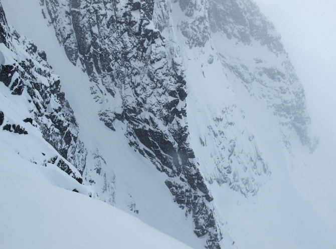 Лучший день сезона / NEW линии в Хибинах (фоторепорт, Бэккантри/Фрирайд, беккантри, новые линии, левел2, лавинный кулуар, цирк ганешина, snow sense team, snow sense, фрирайд-школа, сергей шестихин, алекс кузмицкий, кировск, хибины)